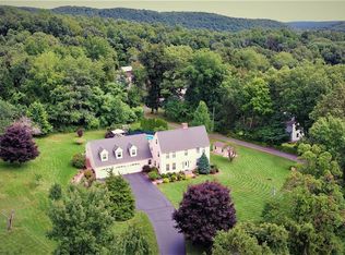 52 High Hill Rd, Wallingford, CT 06492