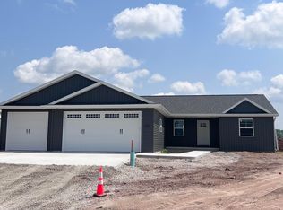 3300 S Weiler Rd, Kaukauna, WI 54130