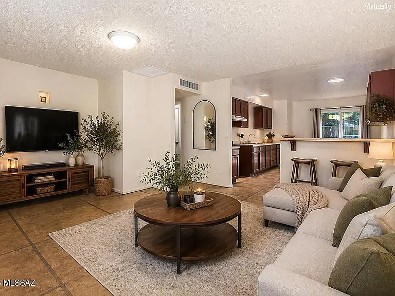 2823 N Flanwill Blvd #1 & 2 — Photo 9