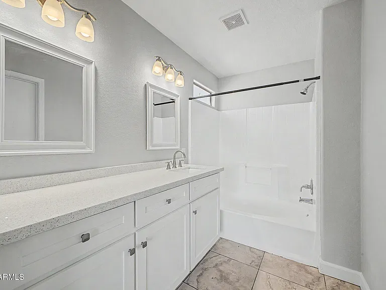 6319 W Williams St — Photo 17