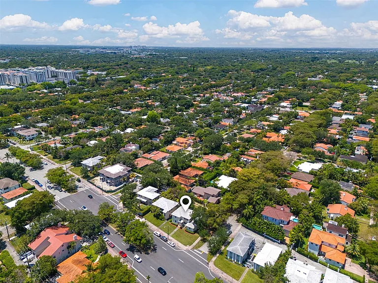 3500 Ponce De Leon Blvd #LOWER — Photo 45