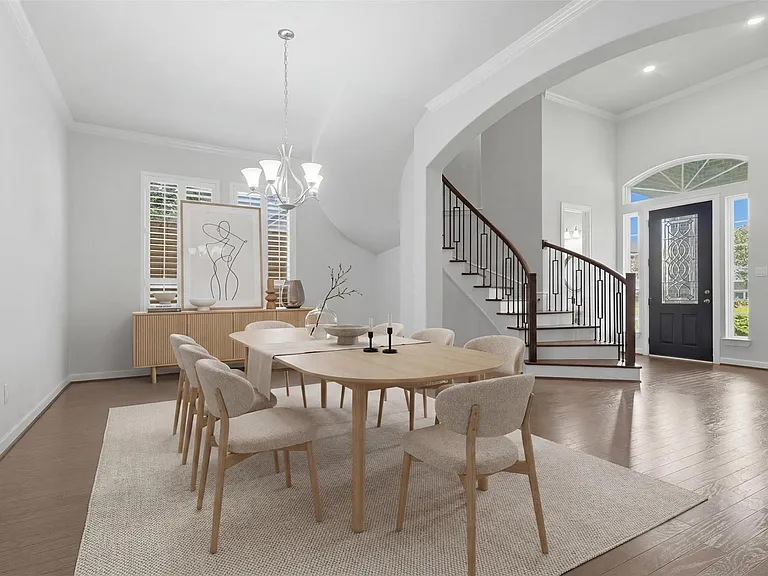 1303 Gardenia Dr — Photo 1