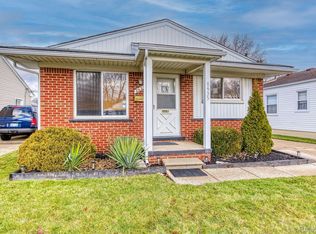 8435 Farnum Ave, Warren, MI 48093