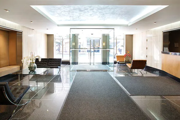 Rented by REAL New York | media 128