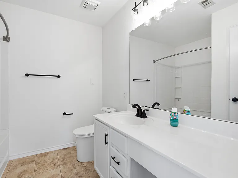 110 Capistrano Dr — Photo 18