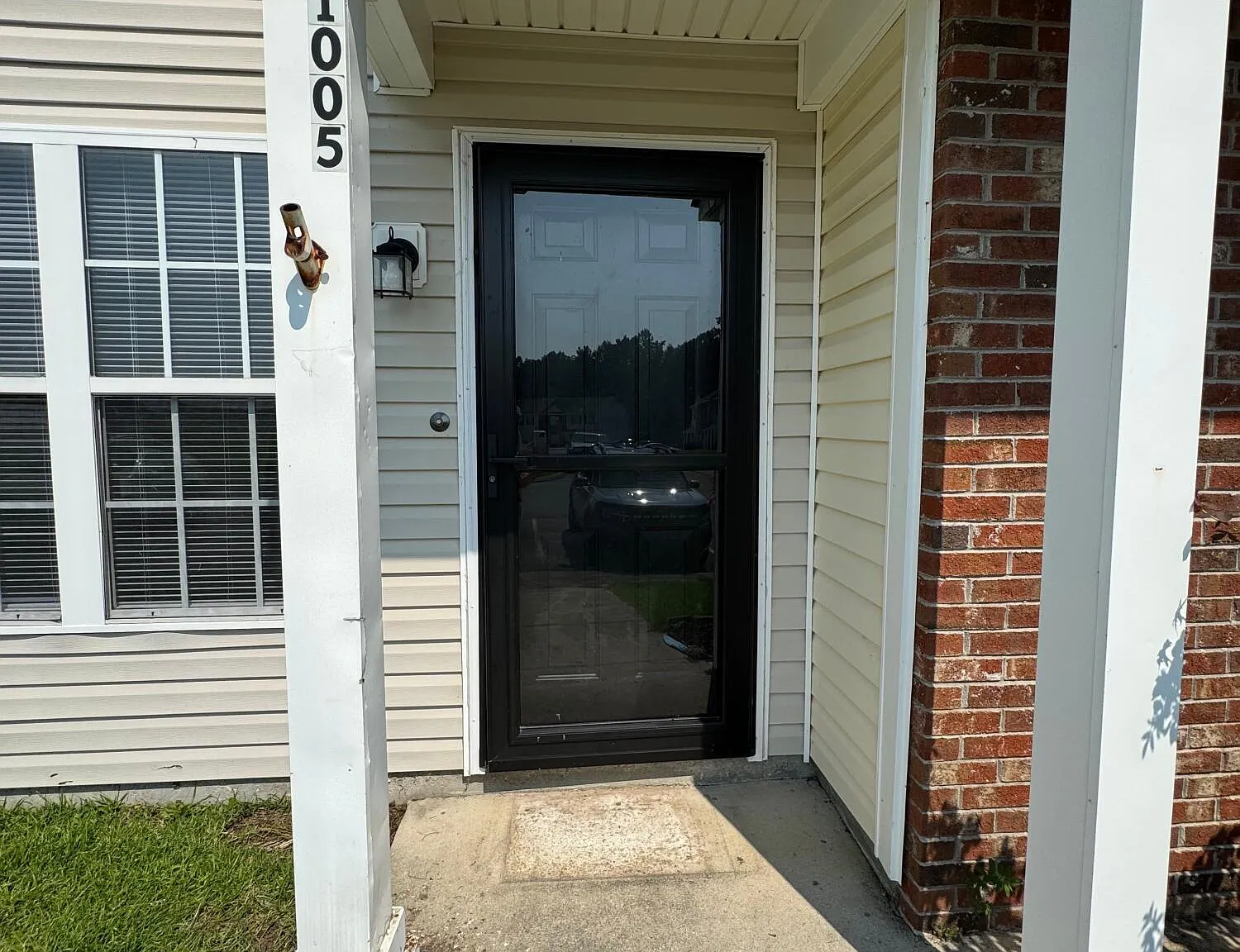 2 bed, 2.5 bath, 992 sqft, $1,200 — Photo 3