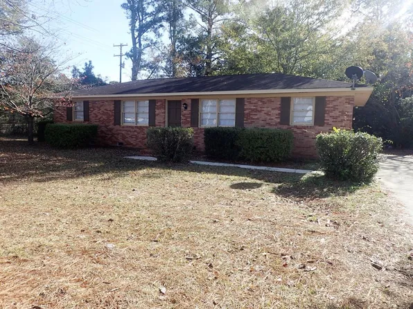 2 Silva Terra Dr, Wilmington, NC 28412