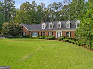 1502 Kings Xing, Stone Mountain, GA 30087