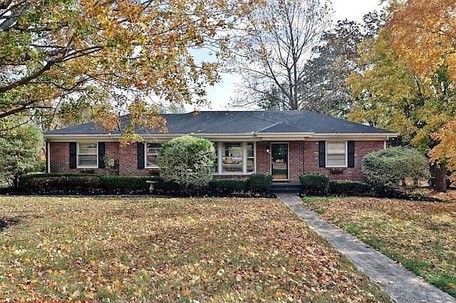 2nd image of 4912 Timberhill Dr