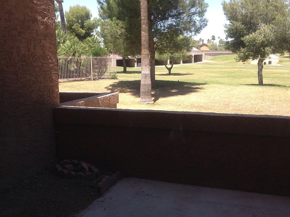 2nd image of 4050 E Cactus Rd Unit 109