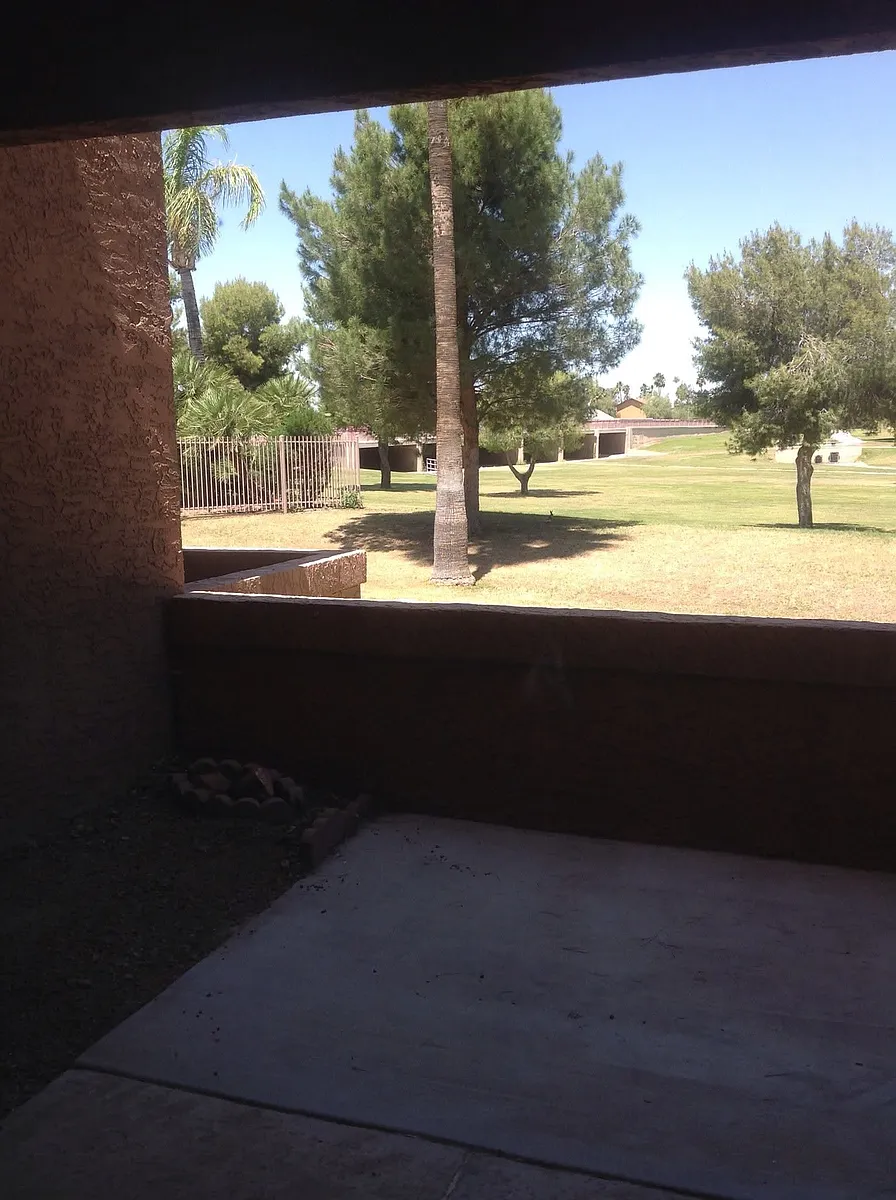 Building Photo - 4050 E Cactus Rd #109
