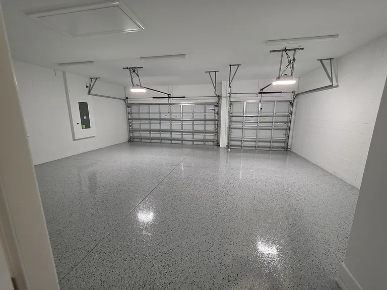 3 car garage