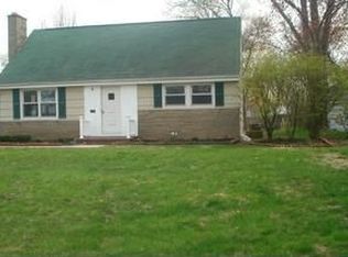 2421 Cranford Rd, Columbus, OH 43221