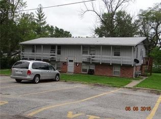 5705 Reeder St APT A, Shawnee, KS 66203