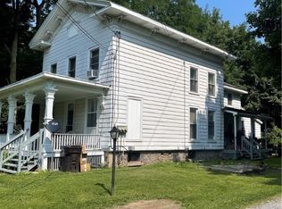 5695 E Avon Lima Rd, Avon, NY 14414