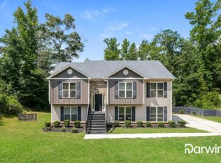 1928 Paynes Point, Winder, GA 30680