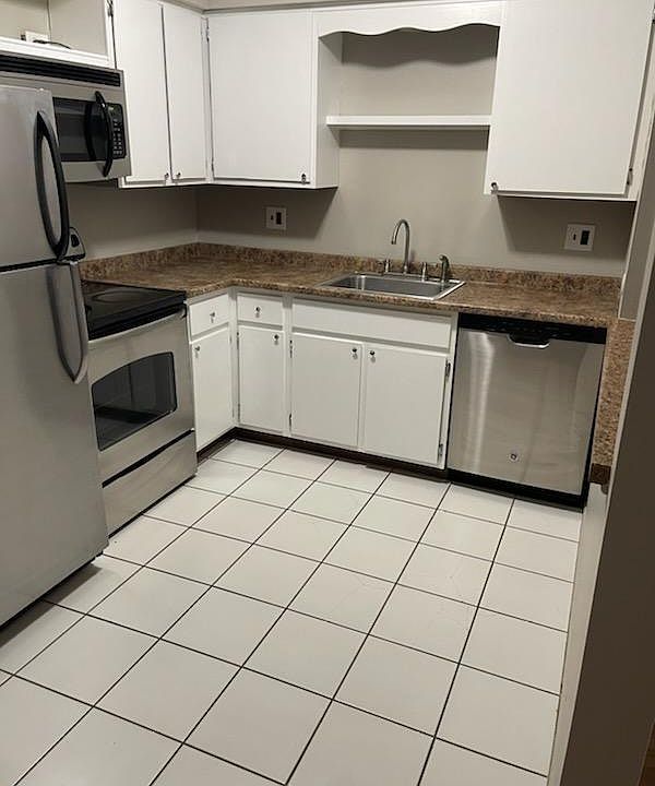 1st image of 4909 Briarwood Ave