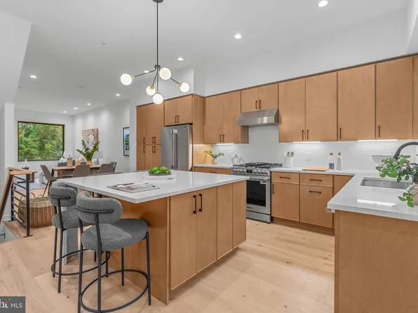 267 Delmar St, Philadelphia, PA 19128