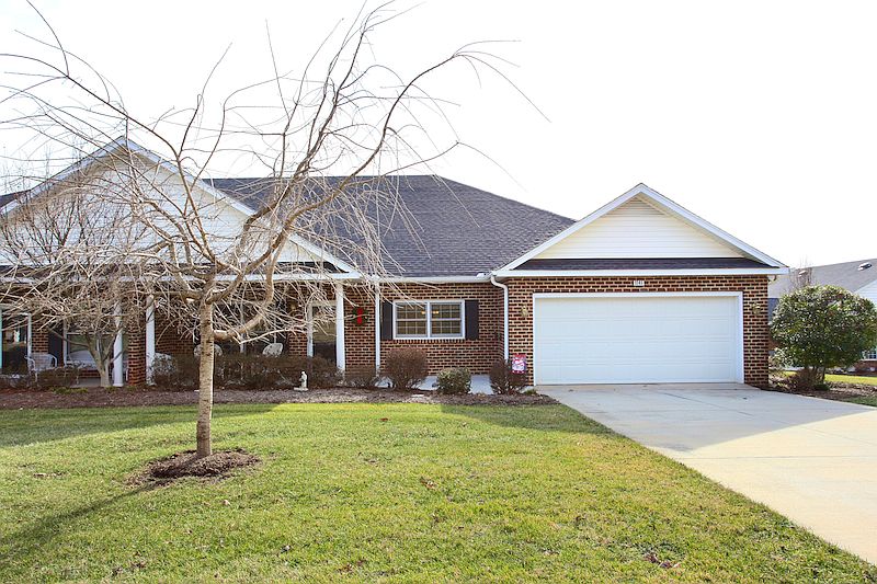 1st image of 1141 Doulton Cir