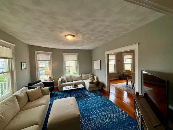 55 Cliff Ave #1, Winthrop, MA 02152