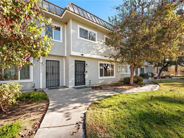 9435 Carlton Oaks Dr Unit B, Santee, CA 92071