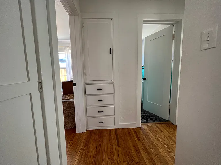 2832 S Rimpau Blvd — Photo 18