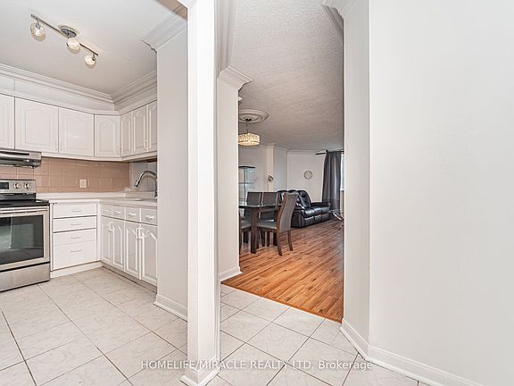 4th image of 236 Albion Rd #208