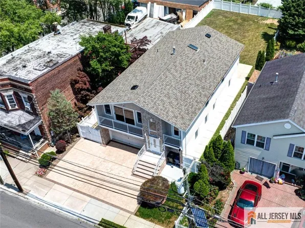278 Rector St, Perth Amboy, NJ 08861