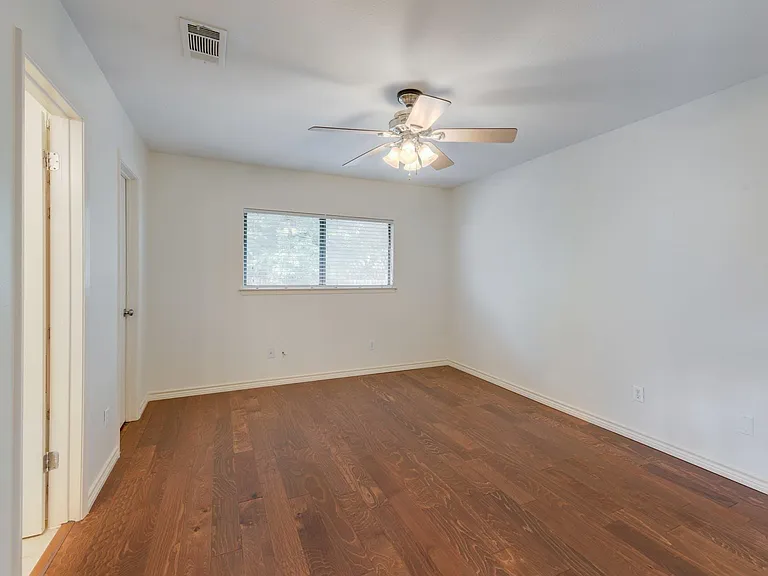 1802 Rawhide Dr #B — Photo 7