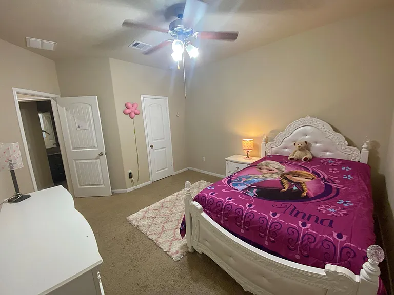 2416 Lyla Ln — Photo 15