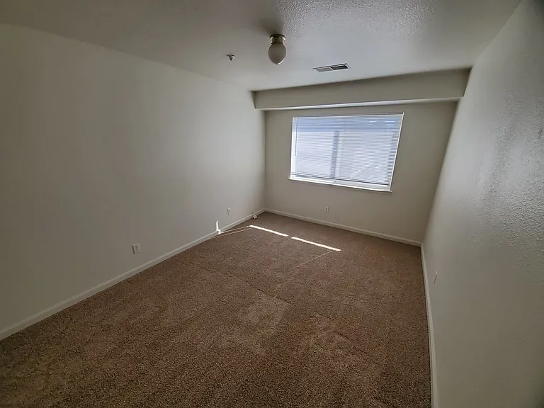 2255 Chestnut St #9 — Photo 9