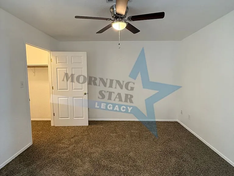 Spacious 2 bedroom floor plans! — Photo 15