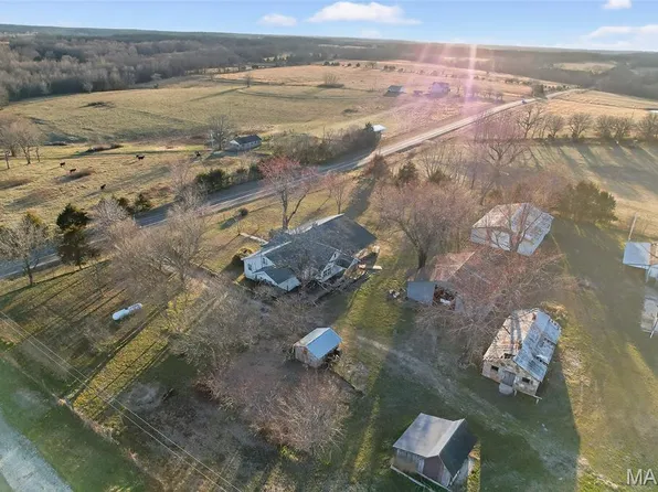 29325 Highway O, Lebanon, MO 65536