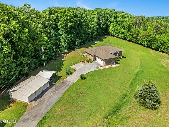 2nd image of 1480 Keener Ln