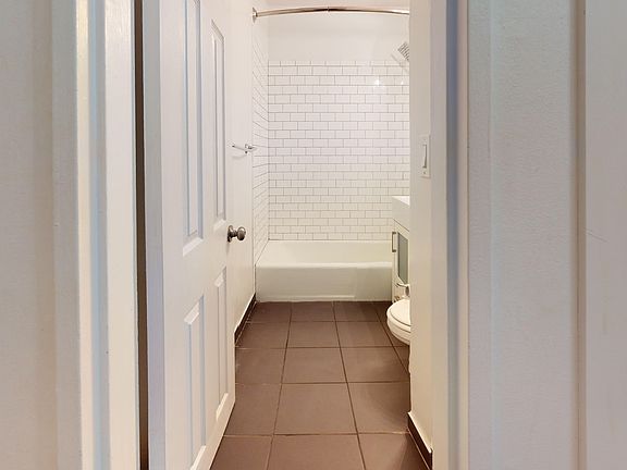 5th image of 249 W 26th St APT 2D