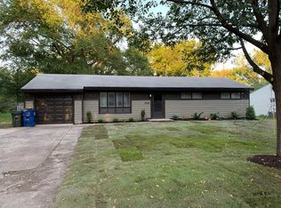 2008 Hillview Rd, Lawrence, KS 66046