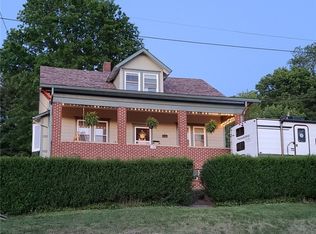 120 Chartiers St, Strabane, PA 15363