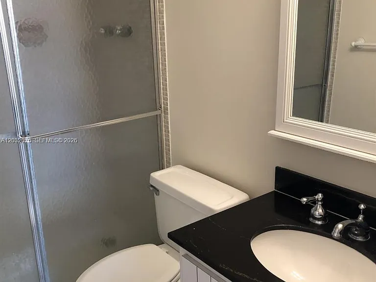 150 Ocean Lane Dr #4B — Photo 25