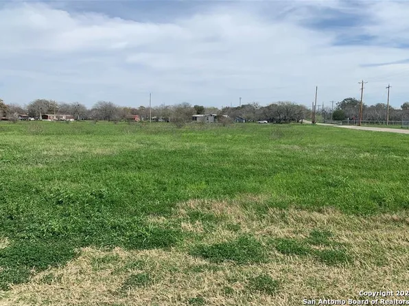 TBD O'Neal Dr LOT 1 LOT UNK, Devine, TX 78016