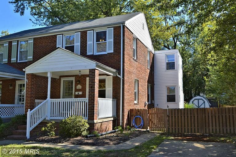 1st image of 2844 Fairhaven Ave