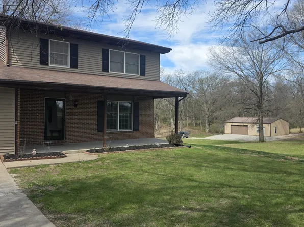 7745 S Bennett Dr, Columbia, MO 65201