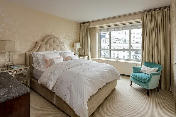 Sold by Stribling | media 24