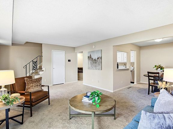 2nd image of 1207 Trailwood S
