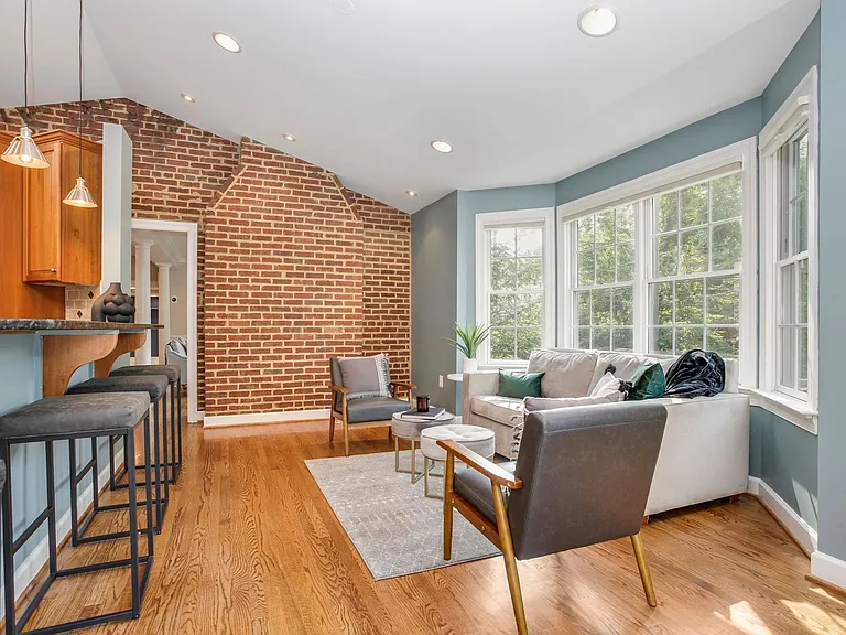 3233 Stephenson Pl NW — Photo 10