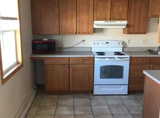 1601 12th St NW APT A, Minot, ND 58703