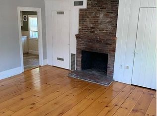 66 Lee St APT 4, Marblehead, MA 01945