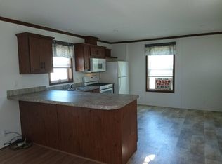 55 Eagle Ave, Pontiac, IL 61764