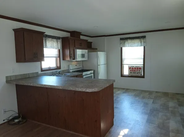 55 Eagle Ave, Pontiac, IL 61764