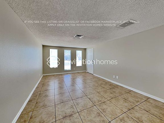 3rd image of 10108 W Glenrosa Ave