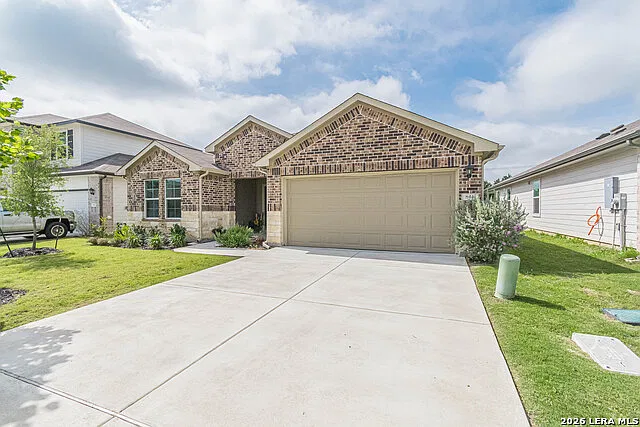 3 bed, 2.0 bath, 1568 sqft, $1,775 — Photo 2
